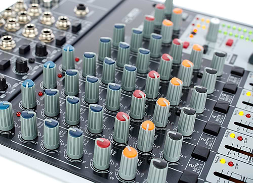 ‏מיקסר Behringer Xenyx 1204 ברינגר
