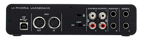 כרטיס קול UMC204HD עם כניסות מיקרופון משובחות של Behringer