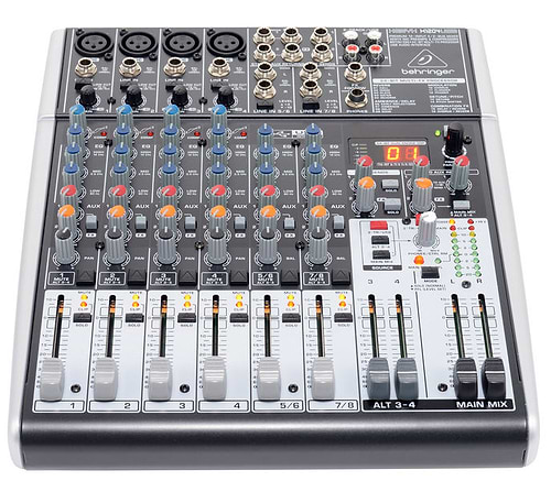 מיקסר קומפקטי Xenyx X1204USB של Behringer