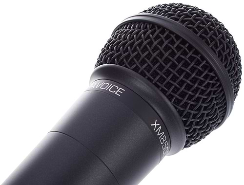 מיקרופון דינמי XM8500 של Behringer