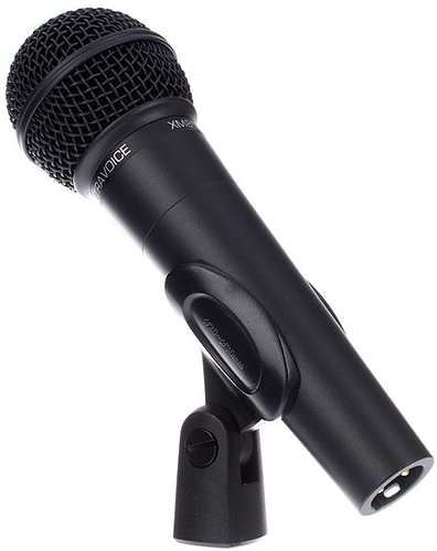 מיקרופון דינמי XM8500 של Behringer