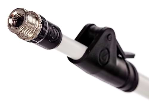 סטנד מיקרופון לבן MS 4322 W עם בום טלסקופי של Gravity