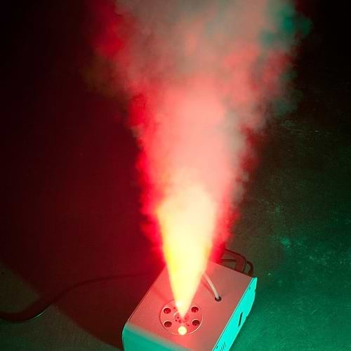 תותח עשן אנכי עם לדים VF Volcano של ADJ