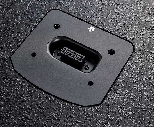 רמקול מוגבר iP2000 של Turbosound