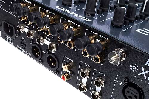 מיקסר DJ מקצועי Xone92 של Allen & Heath