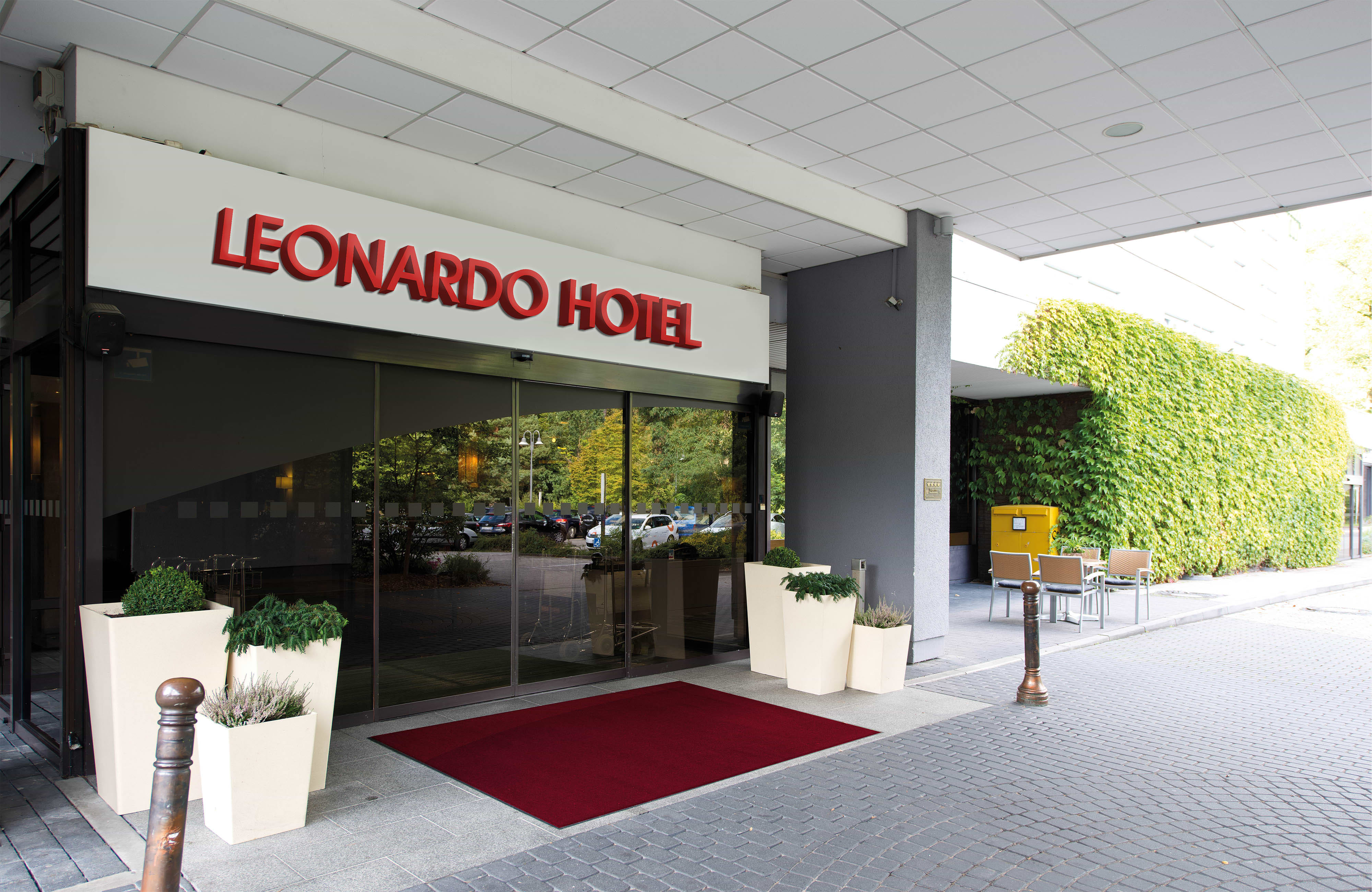 Leonardo Hotel Frankfurt City South - Exterior