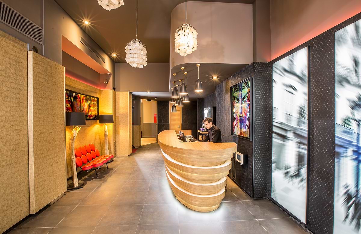 Leonardo Hotel Barcelona Las Ramblas - Reception