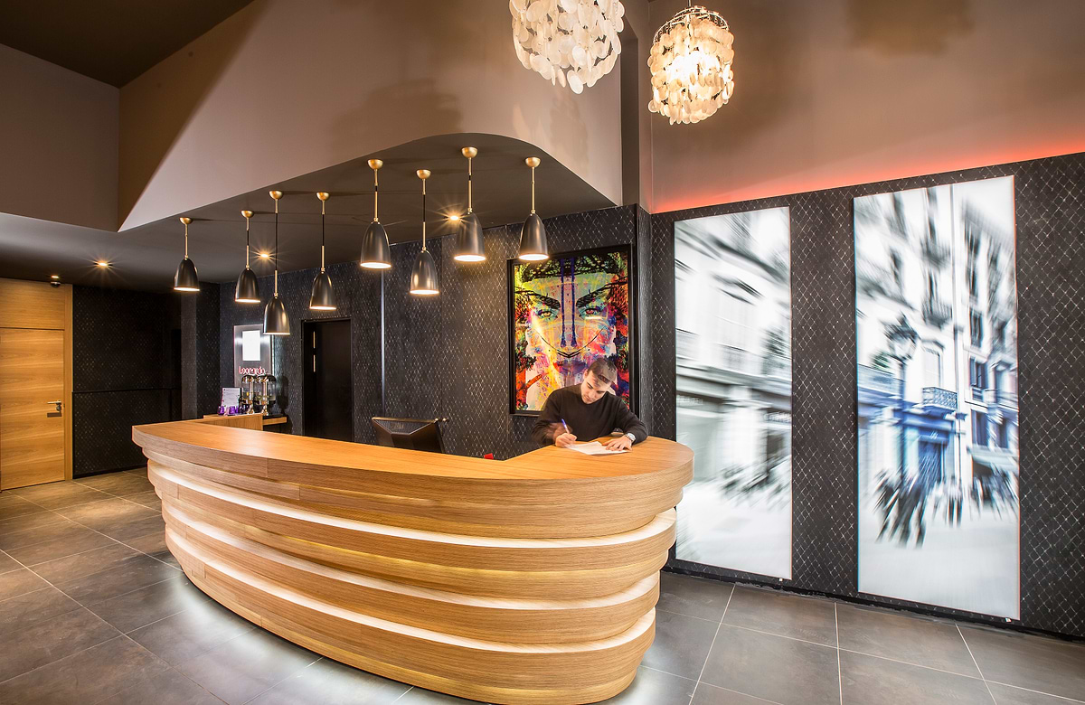 Leonardo Hotel Barcelona Las Ramblas - Reception