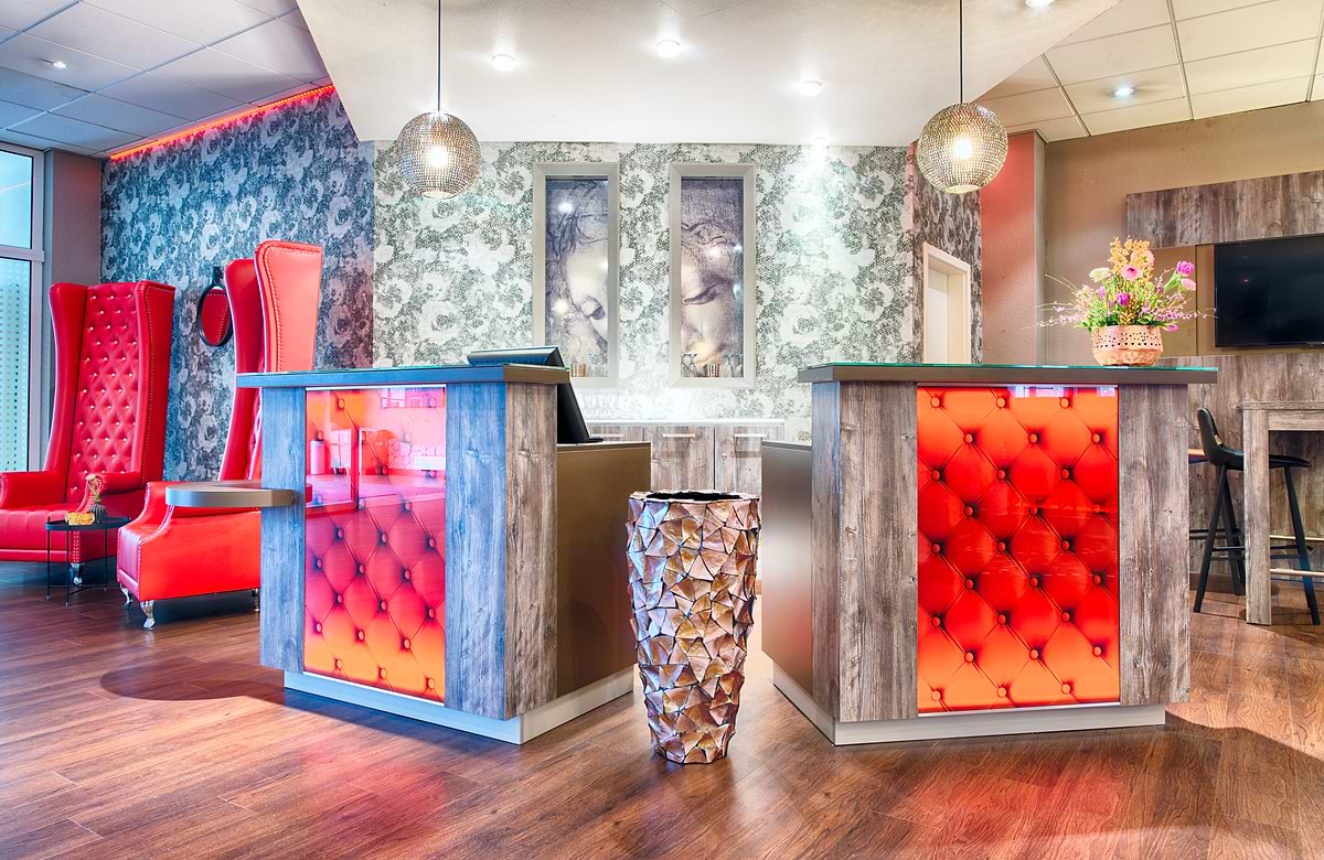 Leonardo Hotel Mannheim-Ladenburg - Front Office