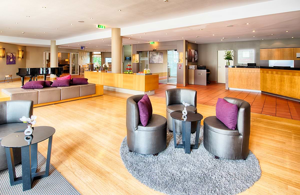 Leonardo Hotel Hamburg Airport - Lobby