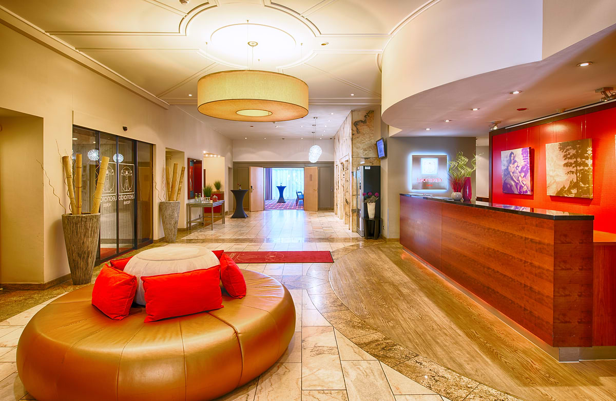 Leonardo Hotel Karlsruhe - Lobby