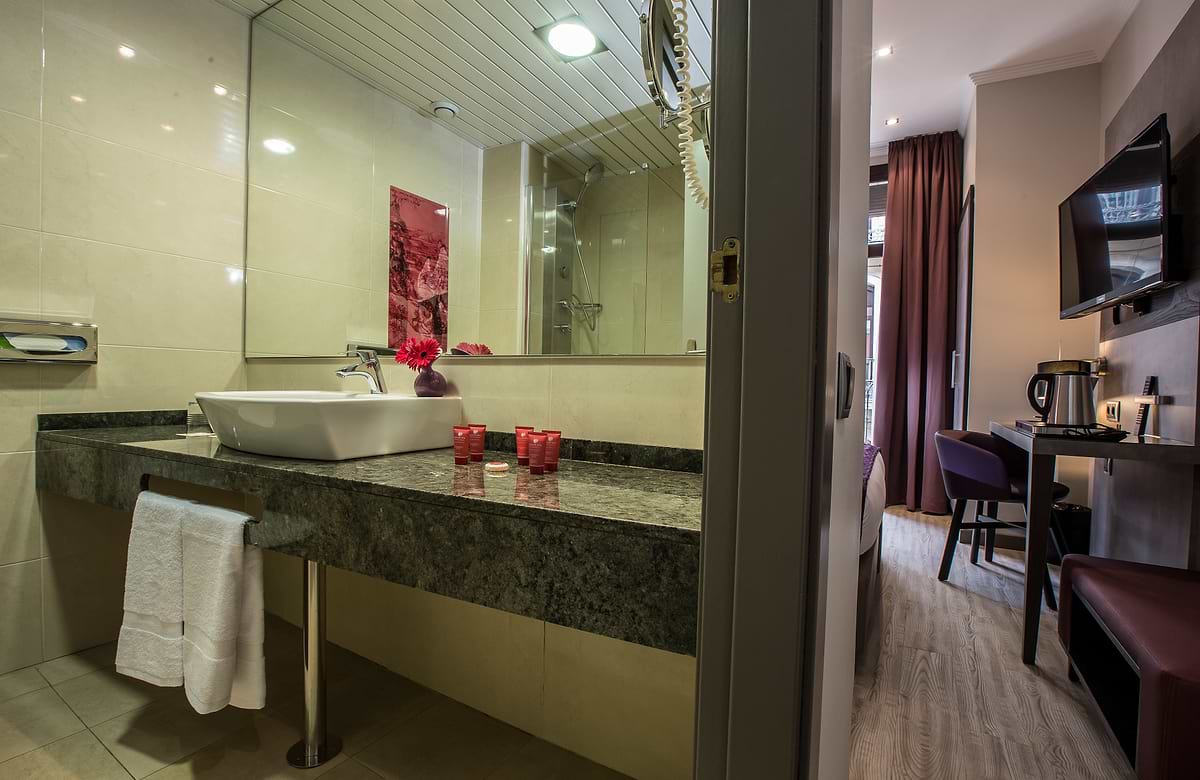 Leonardo Hotel Barcelona Las Ramblas - Bagno