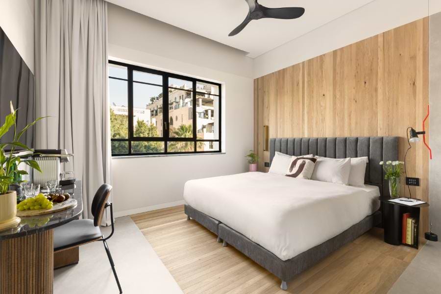 Bazaar Hotel- Deluxe Room