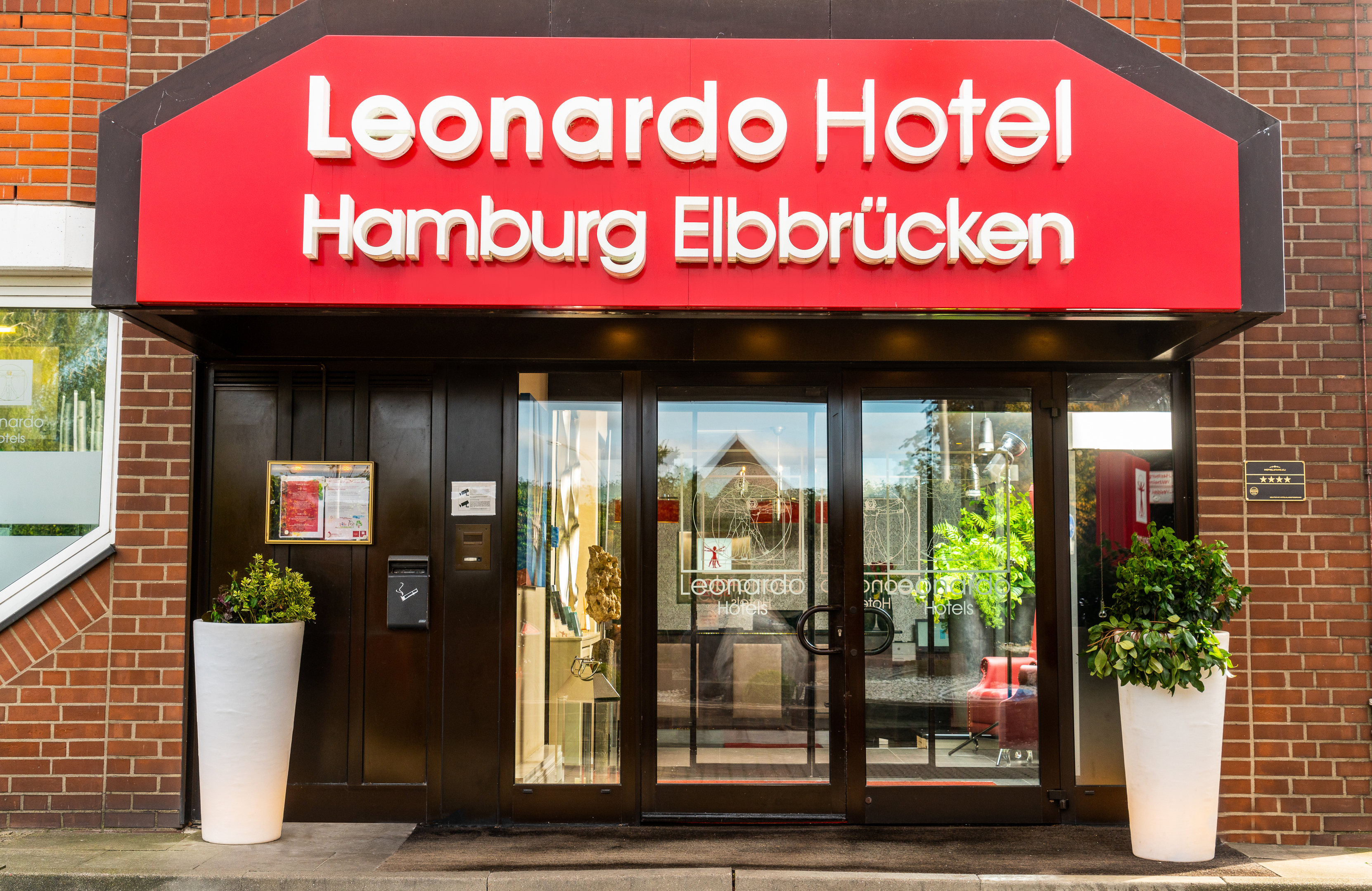 Leonardo Hotel Hamburg Elbbrücken - Exterior