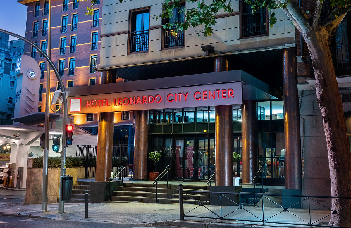 Leonardo Hotel Madrid City Center - Buitenkant