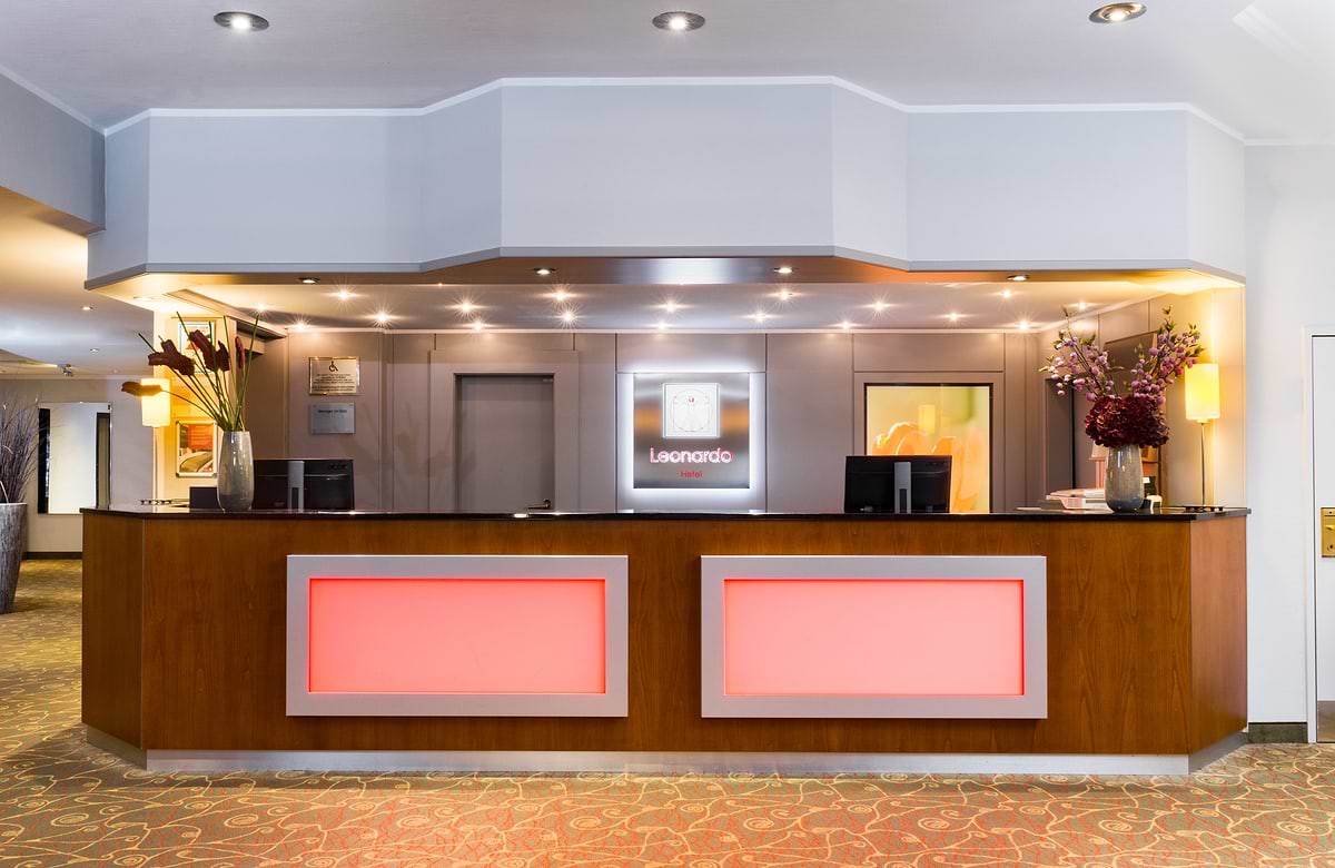 Leonardo Hotel Mönchengladbach - Rezeption