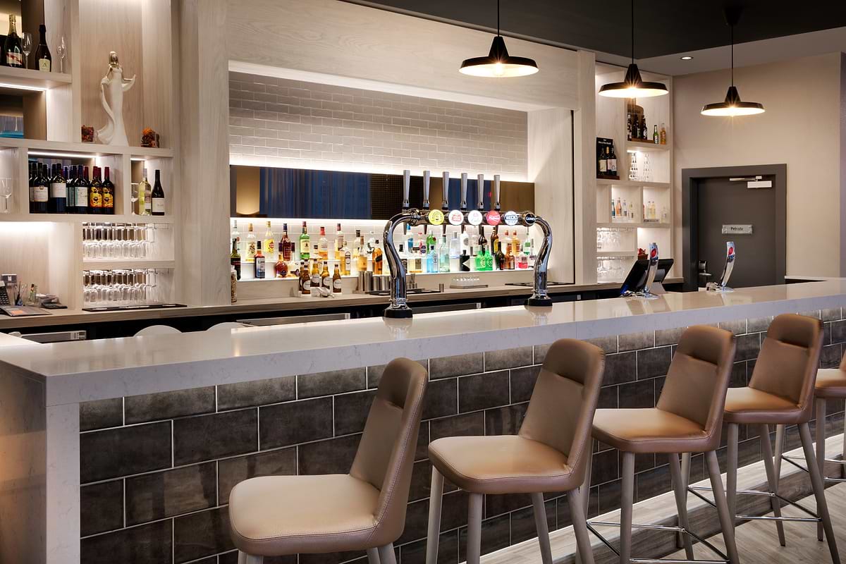 Leonardo Hotel London Watford - Bar