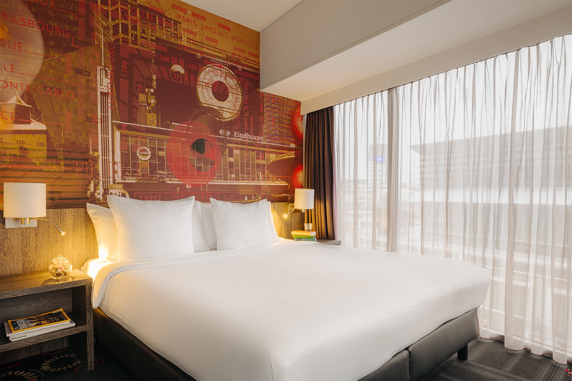 Leonardo Hotel Eindhoven City Center - Deluxe Room 1 Double Bed