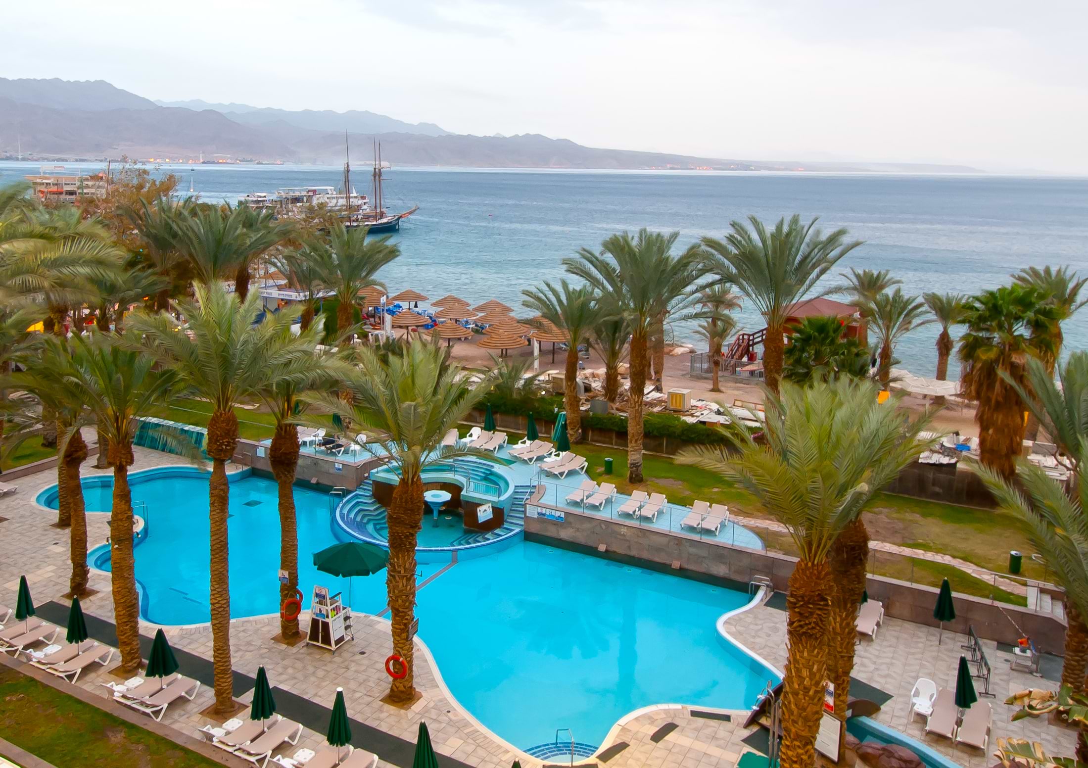 Leonardo Plaza Hotel Eilat - Pool View & Sea Landscape