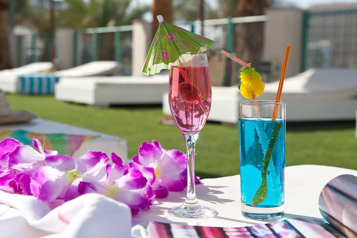 U Magic Palace Eilat Hotel - Poolside activities