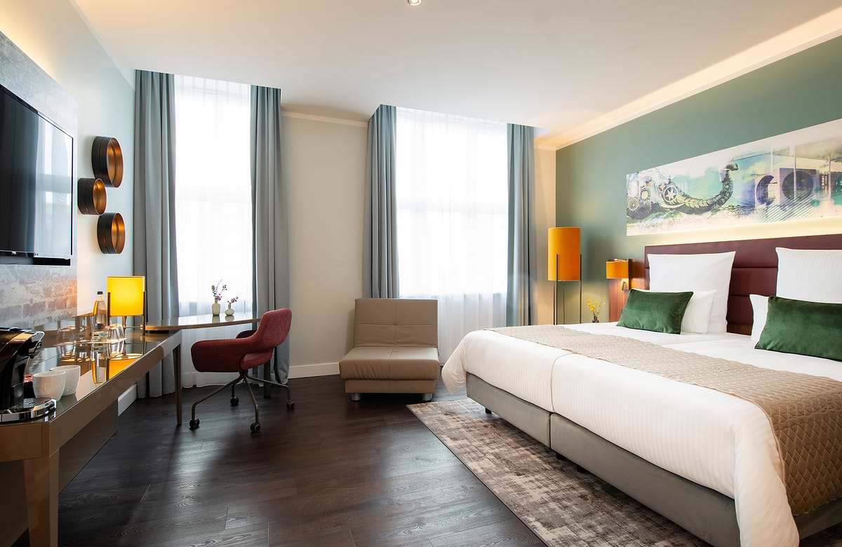 Leonardo Royal Hotel Berlin Alexanderplatz - Deluxe Zimmer