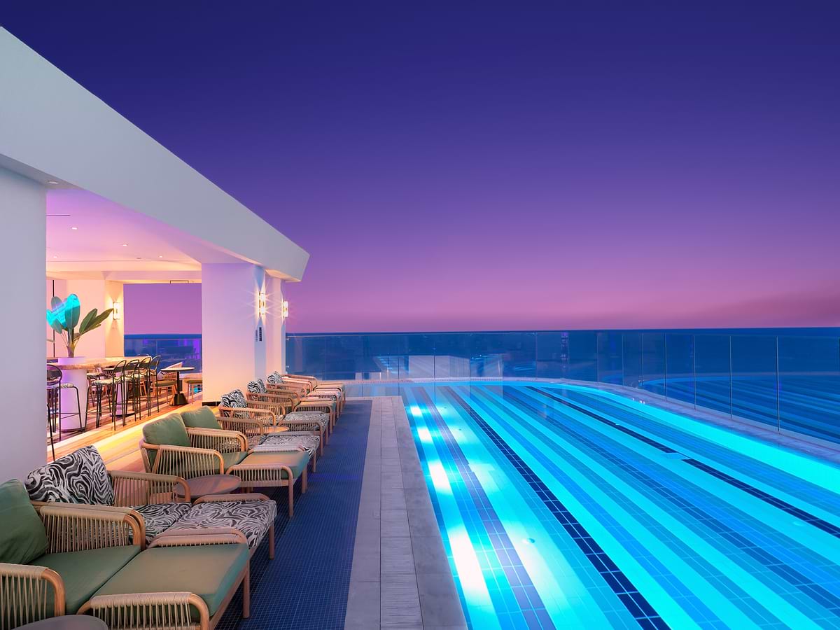 NYX Hotel Limassol - Rooftop pool