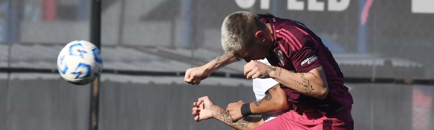 Universitario vs. River Plate