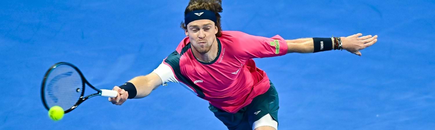 un partido en el ATP Masters 1000 de Toronto 2025