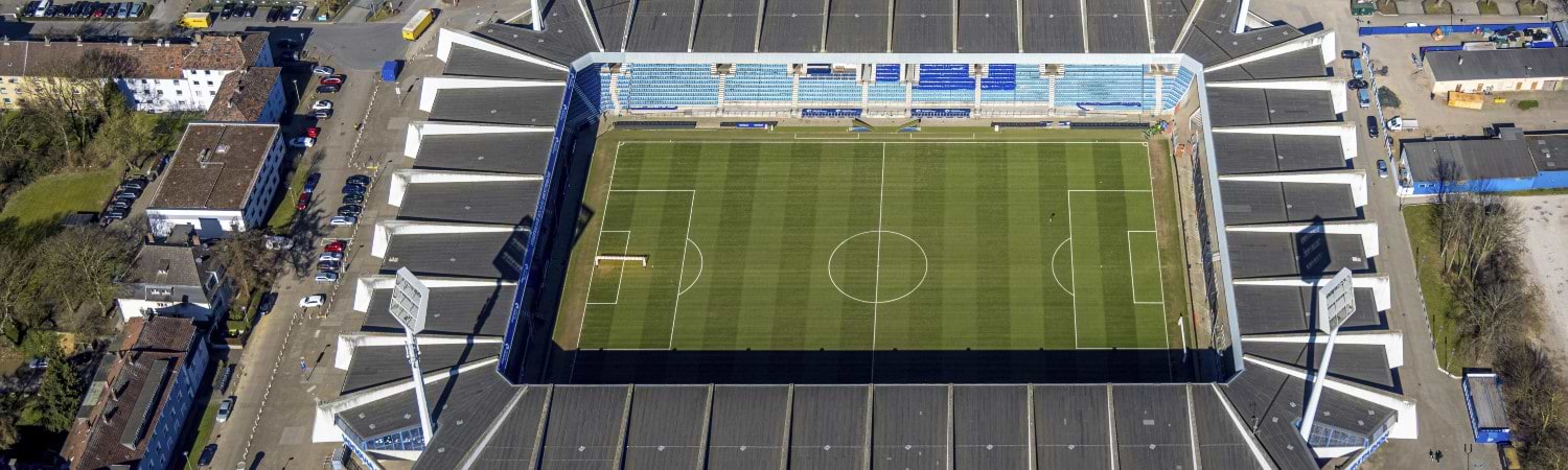 estadio de futbol y el rollover en las apuestas