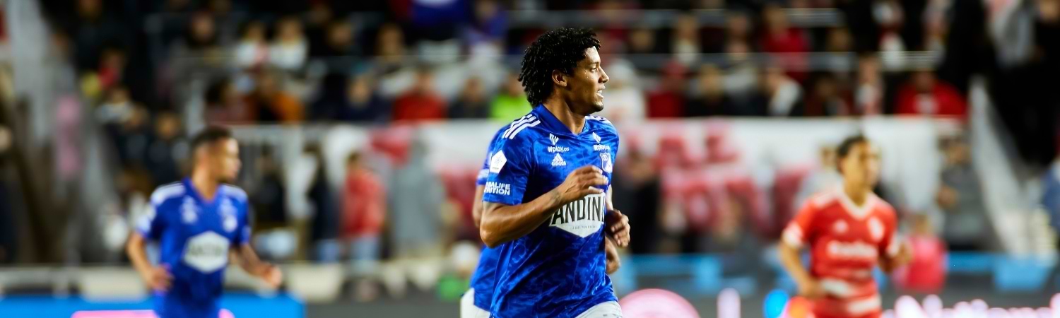 Millonarios Equipo de futbol FC en un partido de la Copa