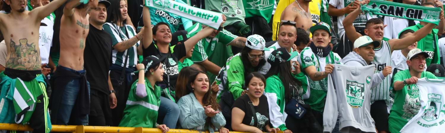 fans de Atleti en el Boyacá Chicó vs Atlético Nacional de Liga Colombiana 2026-II