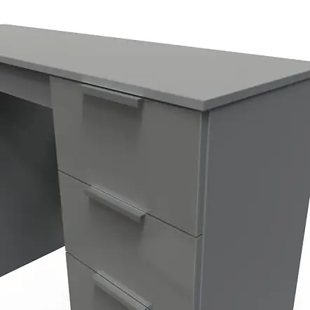 Welcome Furniture Plymouth Kneehole Desk