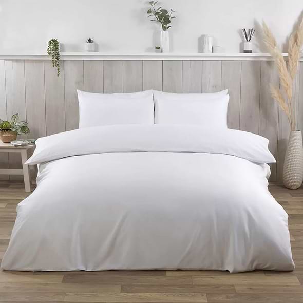 Maxitex Bedding Set White
