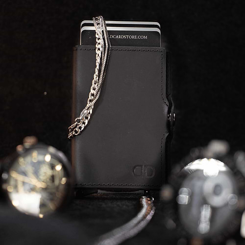 סט צמיד לגבר וארנק חכם - DCARD Leather וצמיד סטיל במהדורה מוגבלת