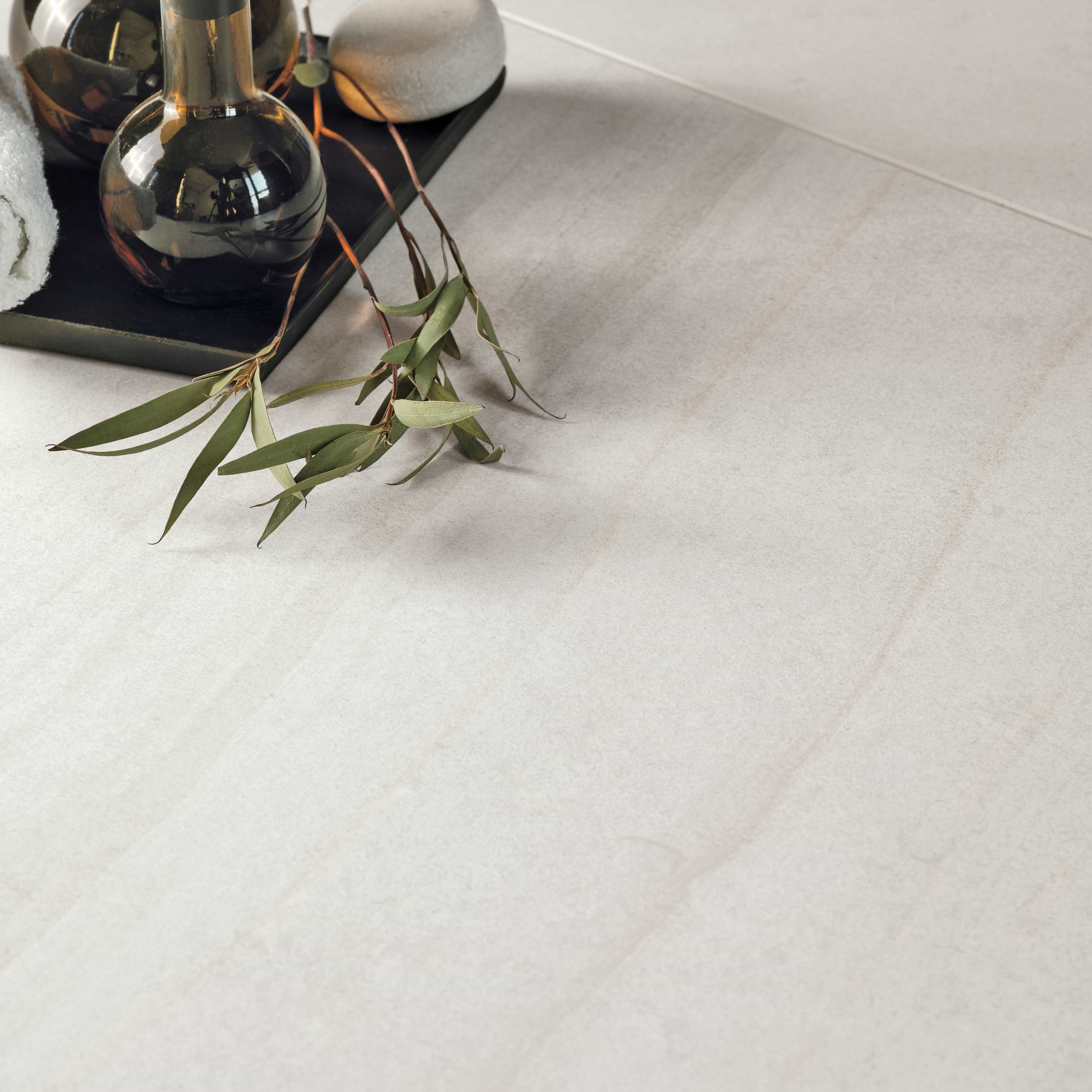 Sublime Ivory 48x48 Matte - Image 2