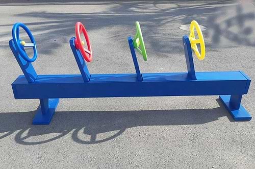 מתקן 4 הגהים לגני ילדים 