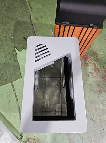 פח אשפה לשימוש ציבורי דגם אלון 