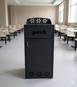 פח ענק לפינוי מגשים עם מנגנון PUSH – EKO TrayMaster שחור מט | 128 ס״מ