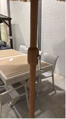 שמשיית ראפיה גדולה קוטר 3 מ' + הטיה לצד צבע טבעי 