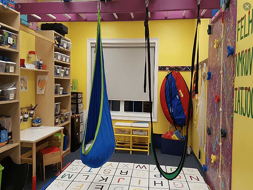 נדנדת ילדים קן לציפור דגם עכביש קוטר 109 ס''מ 