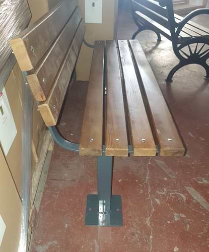 ספסל גינה לשימוש חוץ / פנים דגם ברייטון 