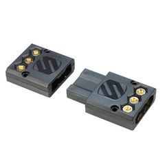 Connector for amplifiers 