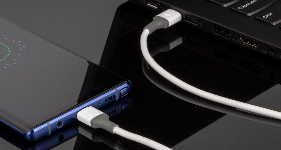 Strikeline USB-C to USB-C Charge & Sync cable