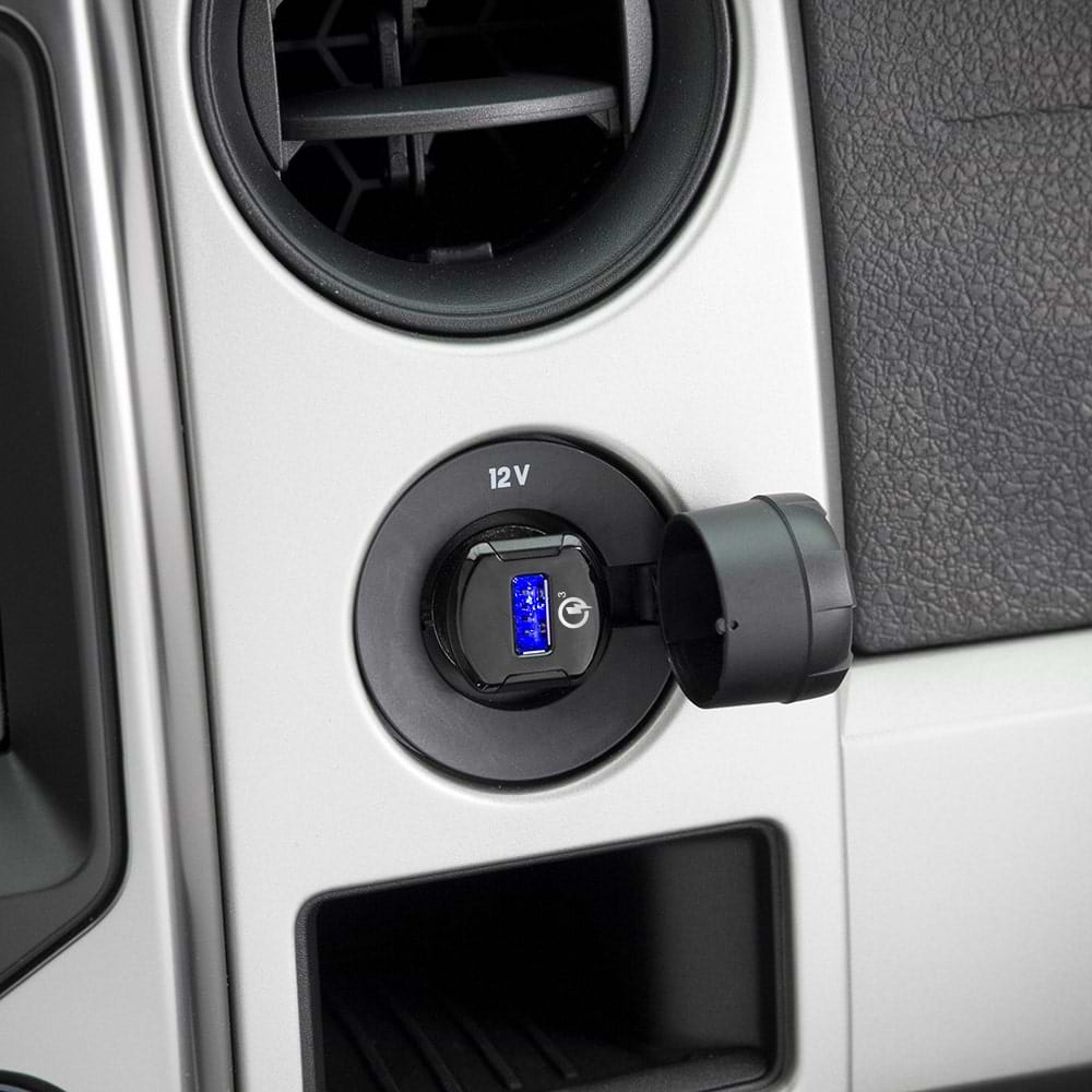 Scosche USB quick charger in car 12V socket