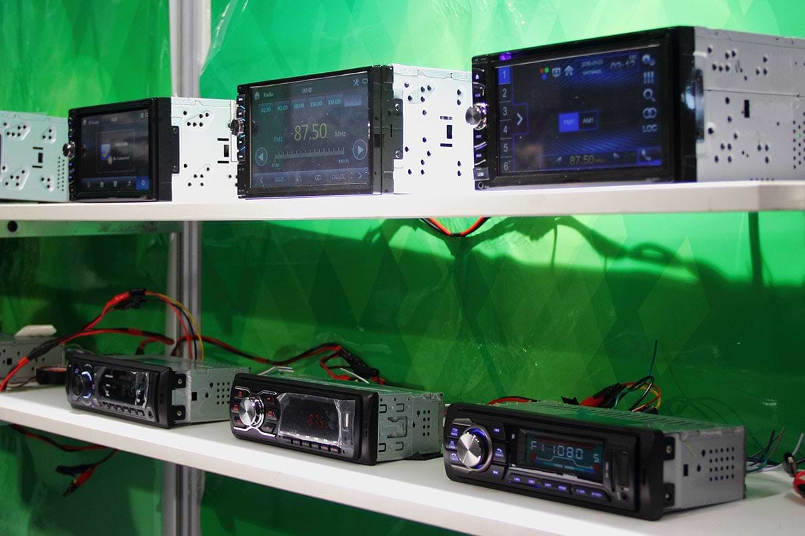 car radios car radios on shelves
