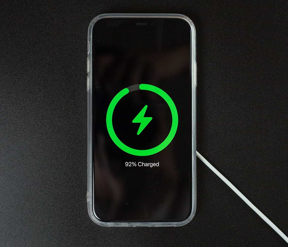 phone wireless charging phone wireless charging showing 92% charged
