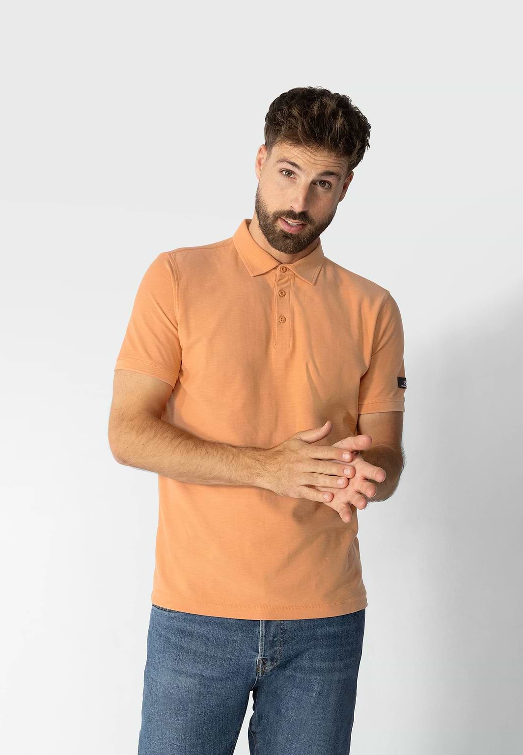 Polo-van-zware-jerseystof-met-slubs
