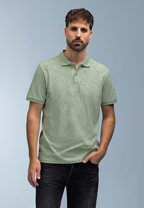 Piqué-polo-met-all-over-print