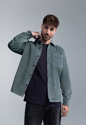 Corduroy-overshirt-met-borstzak