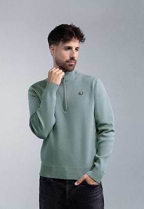 Fijngebreide-trui-met-halve-rits